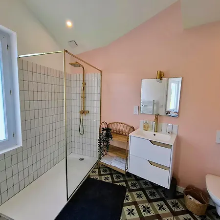 Holiday home Les Bords De L'ouin - - Proche Puydufou - 4 Personnes *