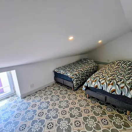 Holiday home Les Bords De L'ouin - - Proche Puydufou - 4 Personnes